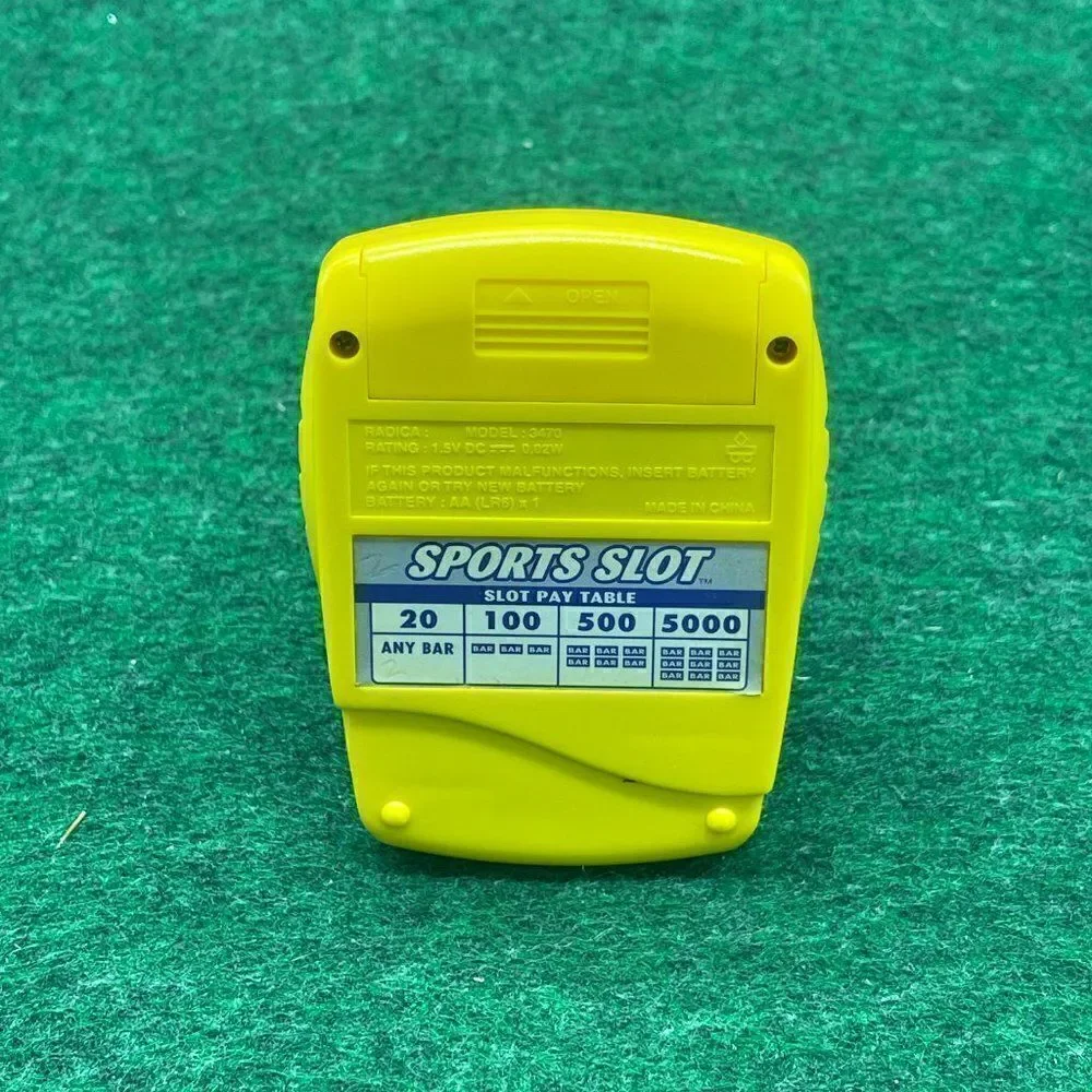 Radica Sports Pocket Slots Casino Handheld Lcd Electronic Game 1990s Yellow Mini